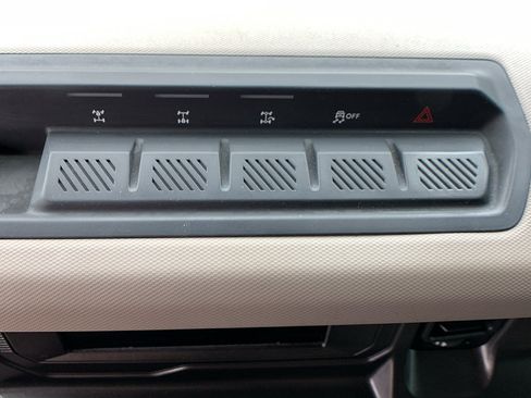 Used 2023 Ford Bronco Wildtrak AWD/4WD image 18