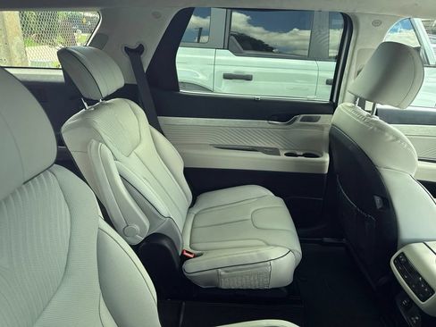 Used 2025 Hyundai Palisade Calligraphy AWD/4WD image 21