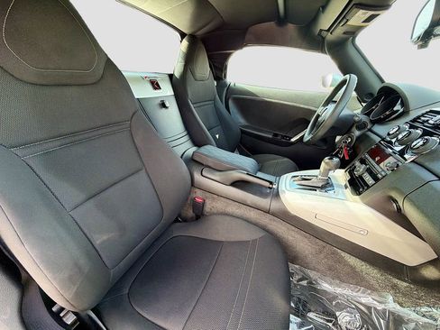 Used 2007 Saturn Sky image 13