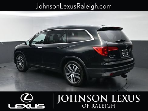 Used 2016 Honda Pilot Touring image 7