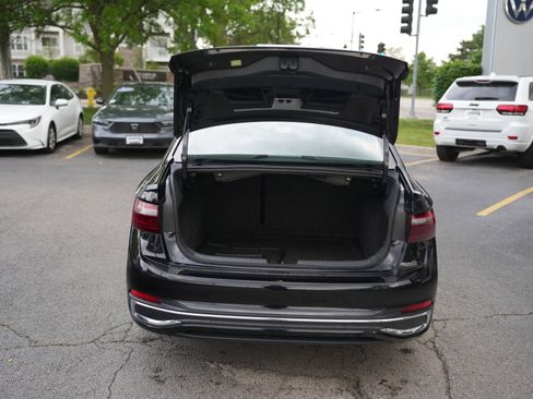 Used 2024 Volkswagen Jetta SEL FWD image 7