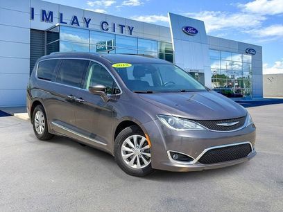 Used 2018 Chrysler Pacifica Touring-L Plus