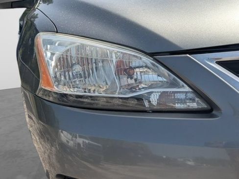 Used 2015 Nissan Sentra SR w/ Navigation Package FWD image 11