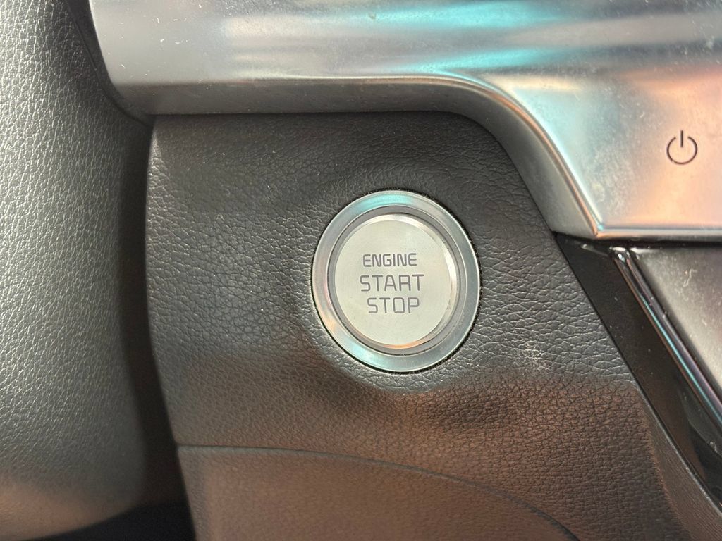 Used 2022 Kia Telluride EX w/ EX Premium Package FWD image 33