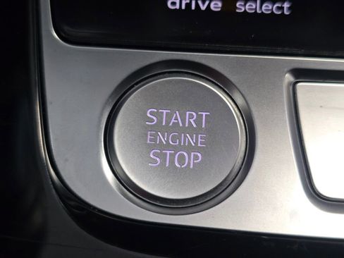 Used 2020 Audi Q8 Prestige image 42