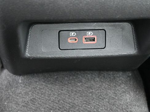 Used 2024 Nissan Altima 2.5 SV FWD image 13