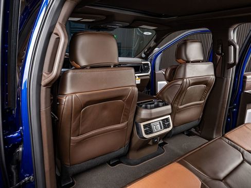 Used 2026 Ford F350 King Ranch w/ FX4 Off-Road Package image 32