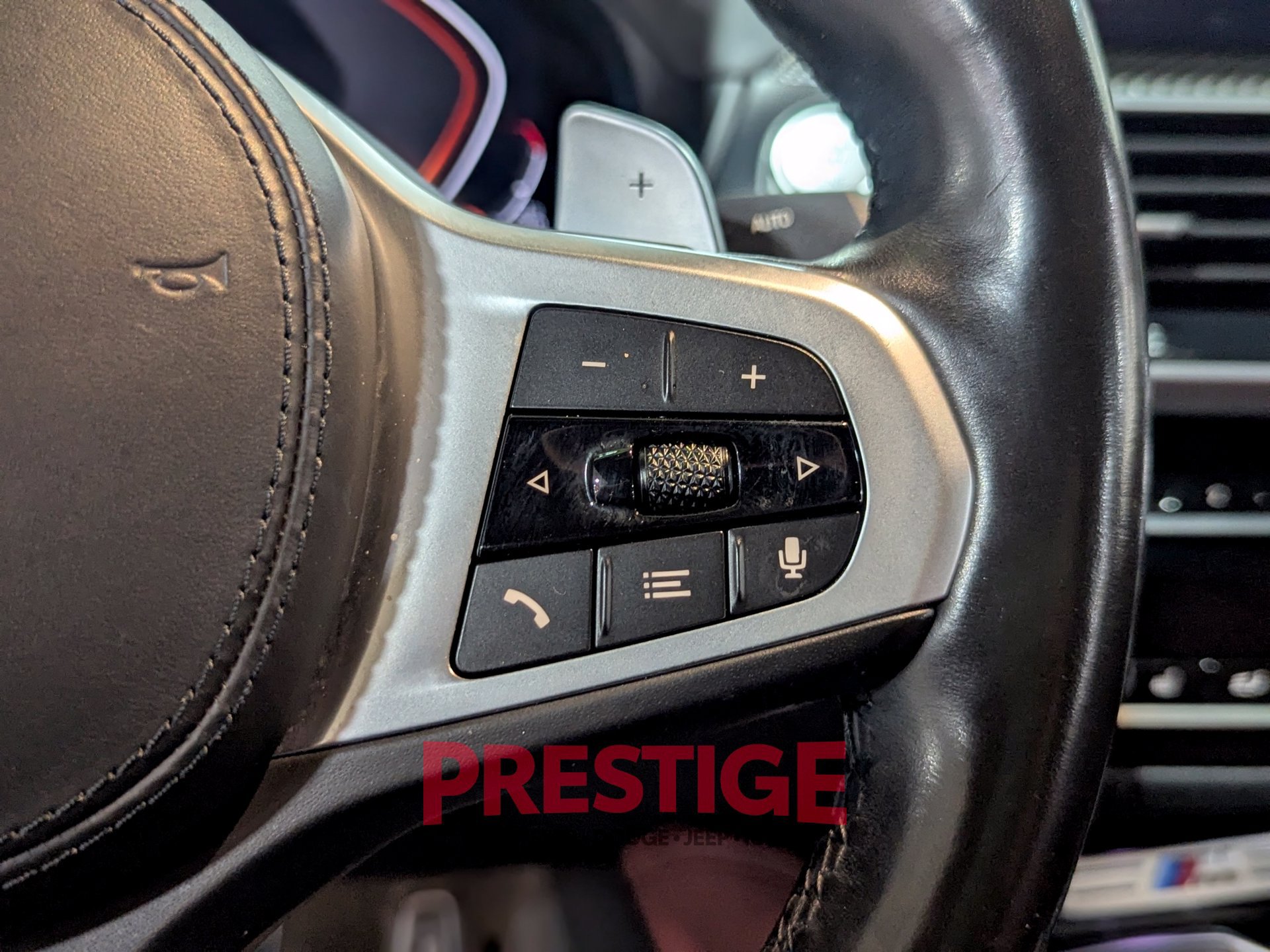 Used 2021 BMW X4 M40i w/ Premium Package AWD/4WD image 17