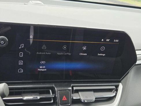 New 2026 Chevrolet TrailBlazer LT w/ Convenience Package FWD image 19