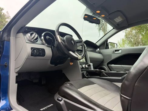 Used 2007 Ford Mustang GT Premium RWD image 9