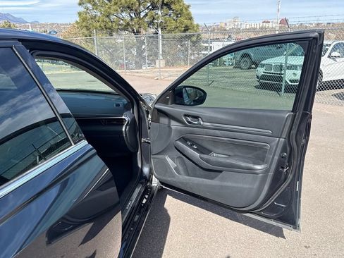 Used 2022 Nissan Altima 2.5 SL FWD image 27