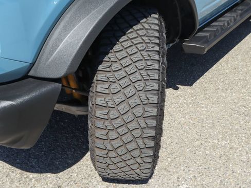 Used 2023 Ford Bronco Big Bend w/ Sasquatch Package AWD/4WD image 45