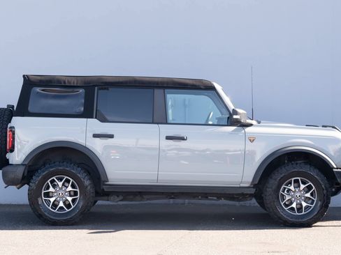 Used 2024 Ford Bronco Badlands AWD/4WD image 28