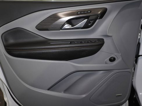 Used 2019 GMC Terrain SLT w/ Preferred Package image 20