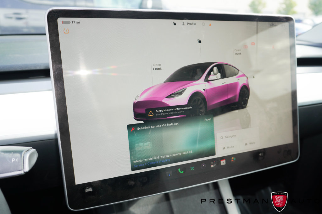 Used 2024 Tesla Model Y Long Range AWD/4WD image 23