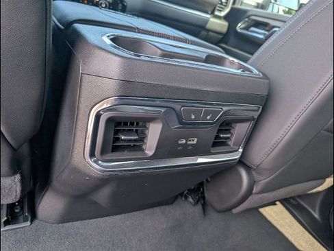 Used 2024 Chevrolet Silverado 2500 High Country w/ High Country Premium Package AWD/4WD image 27