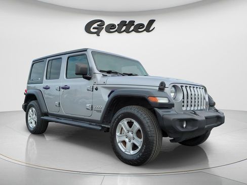Used 2019 Jeep Wrangler Unlimited Sport S AWD/4WD image 3