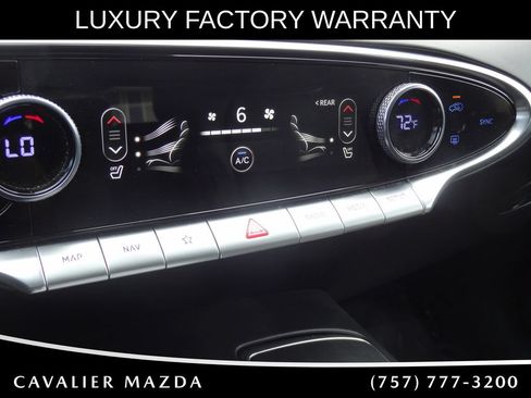 Used 2025 Genesis GV70 2.5T AWD/4WD image 46