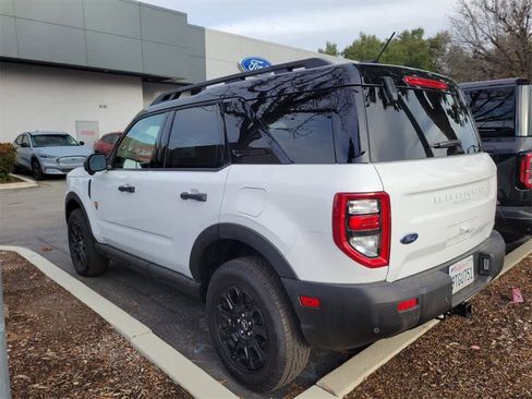 Used 2025 Ford Bronco Sport Badlands image 5