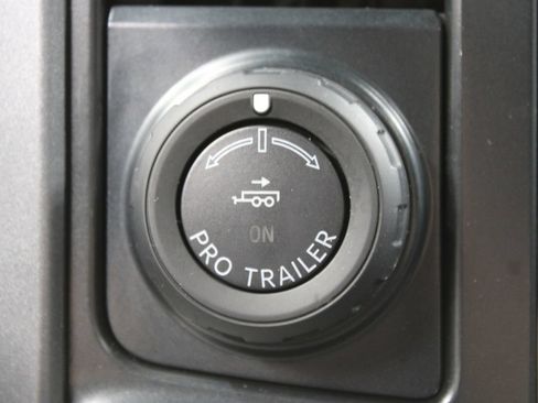 Used 2025 Ford F150 Lariat w/ Tow/Haul Package AWD/4WD image 64