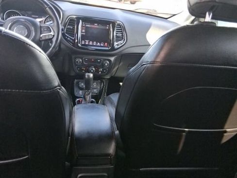 Used 2018 Jeep Compass Limited AWD/4WD image 25