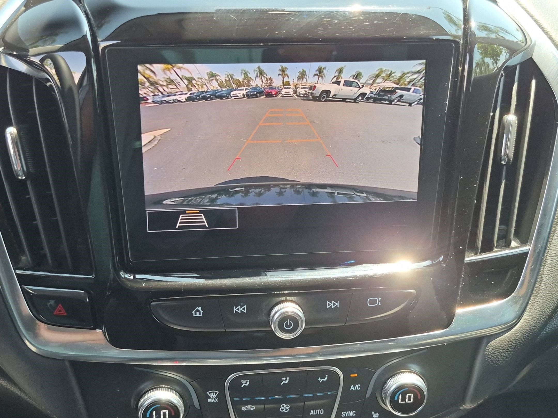 Used 2021 Chevrolet Traverse LT AWD/4WD image 25