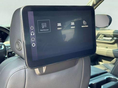 New 2026 GMC Yukon Denali AWD/4WD image 16