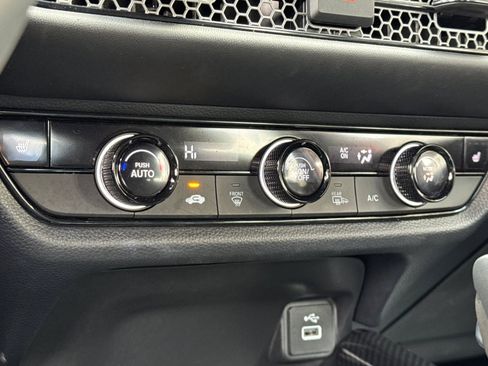 Used 2024 Honda HR-V Sport image 17