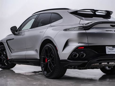 New 2025 Aston Martin DBX 707 image 9