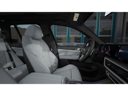 New 2026 BMW X5 sDrive40i w/ M Sport Package RWD image 9