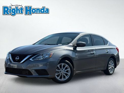 Used 2019 Nissan Sentra SV FWD image 2