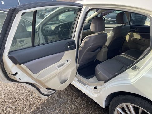 Used 2012 Subaru Impreza 2.0i Premium image 12
