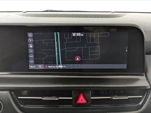 Used 2024 Kia Seltos EX image 29