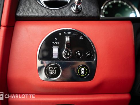 Used 2022 Rolls-Royce Cullinan image 26