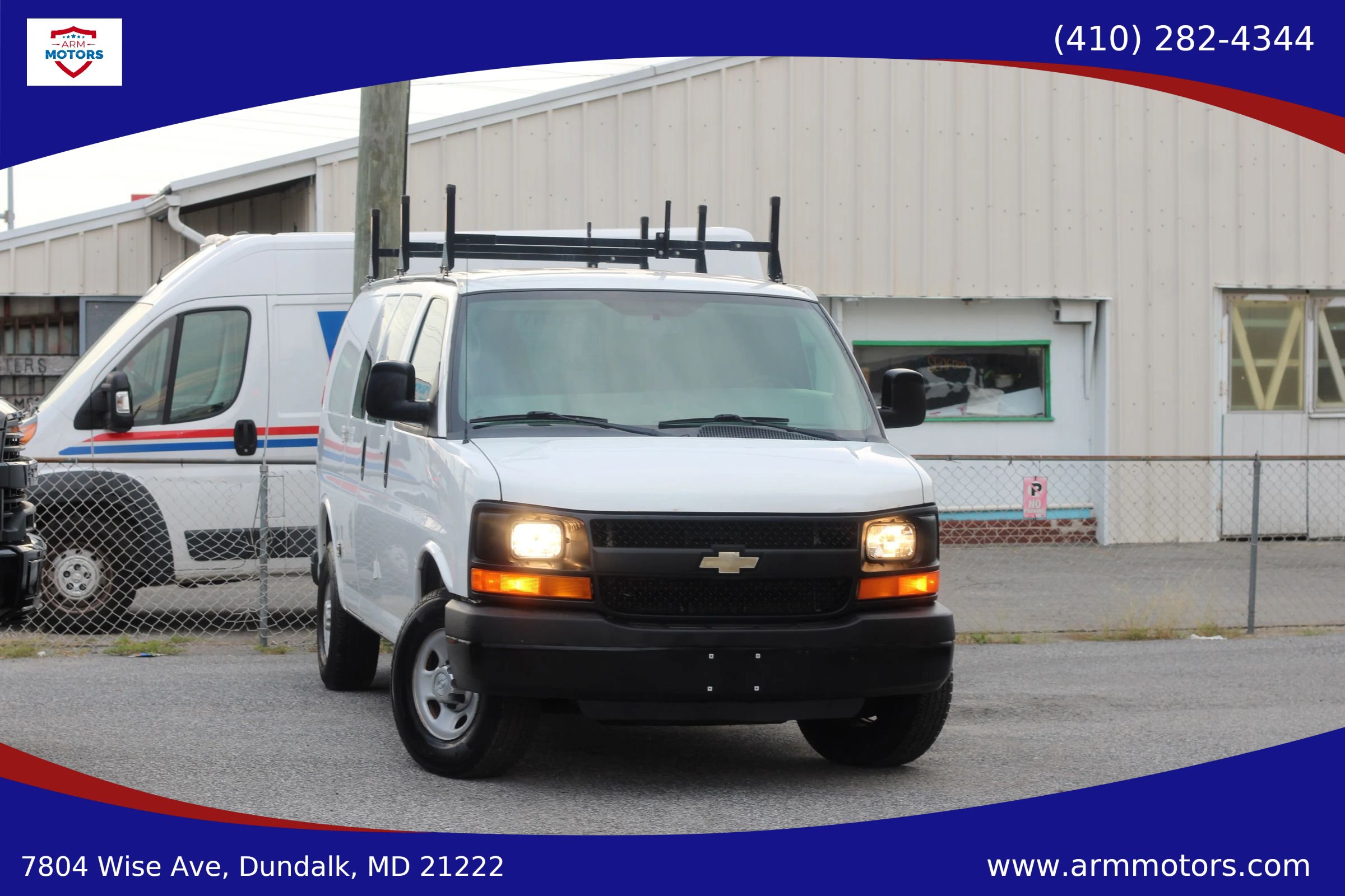 Used 2015 Chevrolet Express 2500 RWD image 1