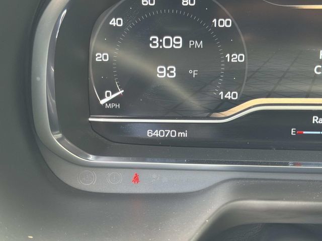 Used 2024 GMC Yukon AT4 w/ Technology Package AWD/4WD image 33