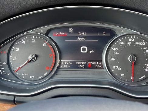 Used 2023 Audi Q5 2.0T Premium AWD/4WD image 13