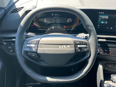 New 2026 Kia Sportage EX FWD image 22