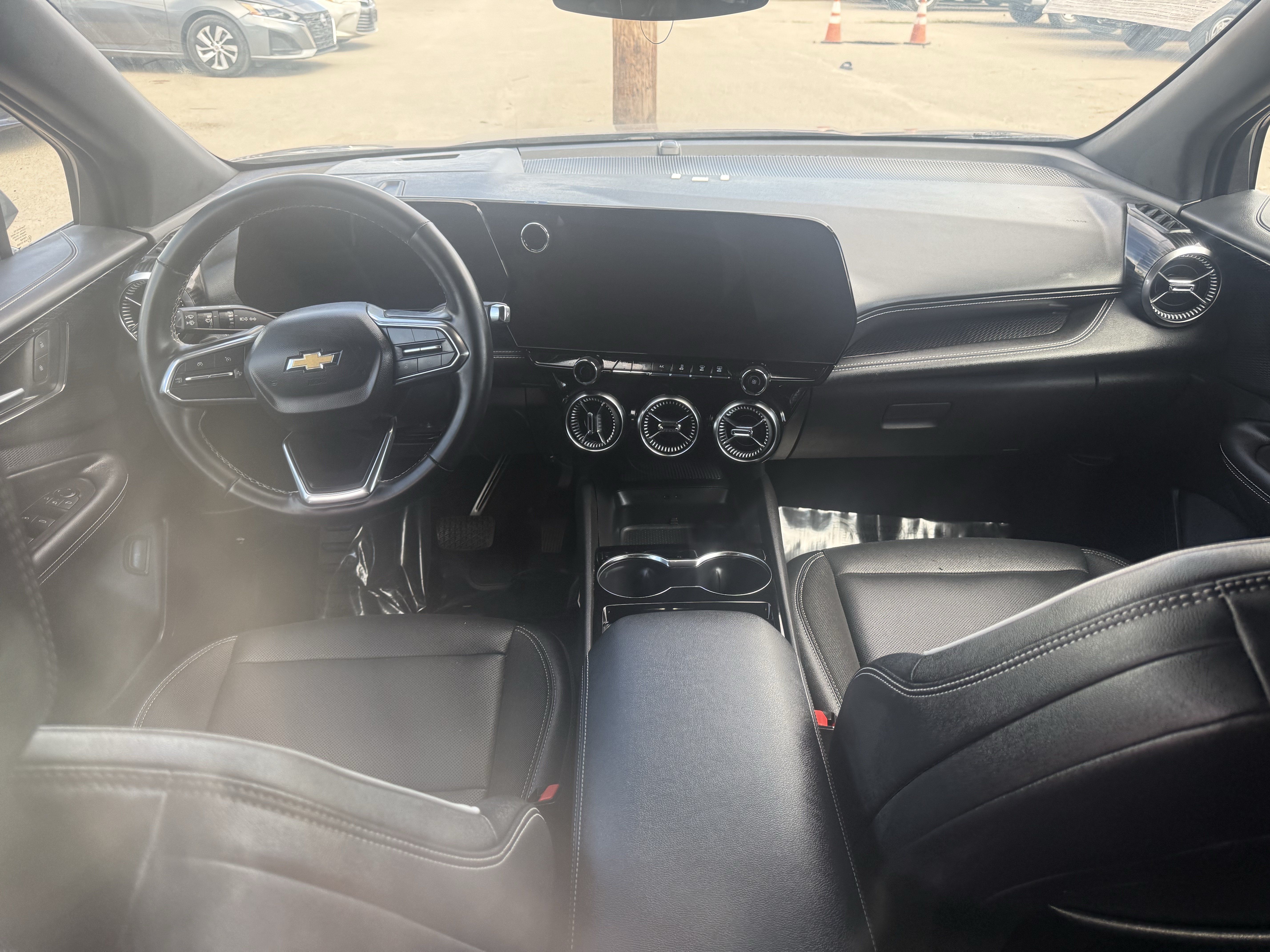 Used 2024 Chevrolet Blazer EV LT AWD/4WD image 14