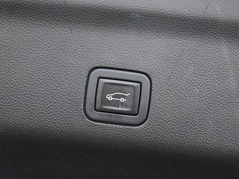 Used 2023 Chevrolet Tahoe High Country image 50