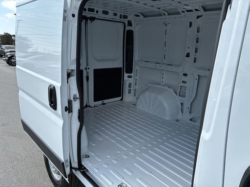New 2026 RAM ProMaster 1500 w/ Convenience Group image 21