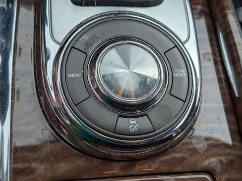 Used 2018 Nissan Armada Platinum w/ Captain Seat Package image 20