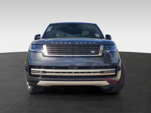 New 2025 Land Rover Range Rover SE AWD/4WD image 2