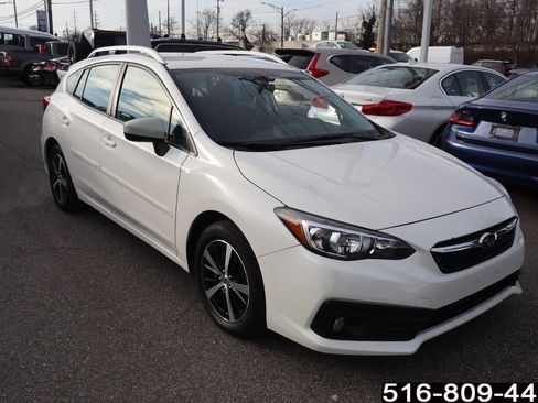 Used 2023 Subaru Impreza Premium image 1