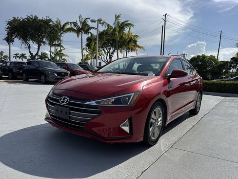 Used 2019 Hyundai Elantra SEL FWD image 31