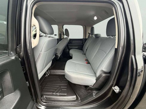 Used 2016 RAM 1500 Express AWD/4WD image 22