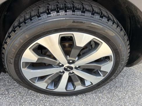 Used 2022 Kia Telluride EX w/ EX Premium Package FWD image 32