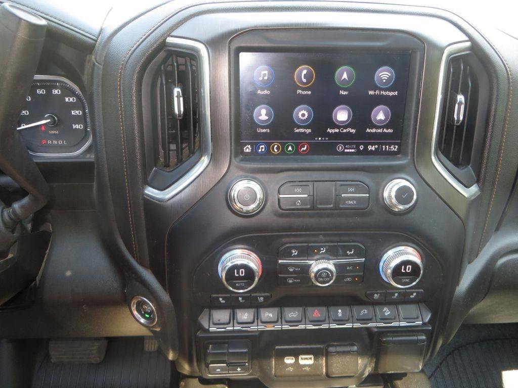 Used 2022 GMC Sierra 2500 AT4 w/ AT4 Premium Plus Package AWD/4WD image 18