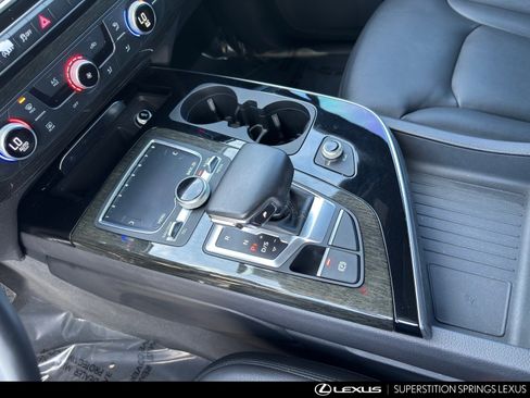 Used 2018 Audi Q7 3.0T Premium image 25