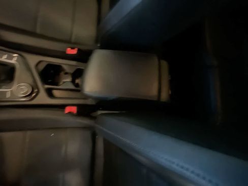 Used 2019 Volkswagen Tiguan SE image 20